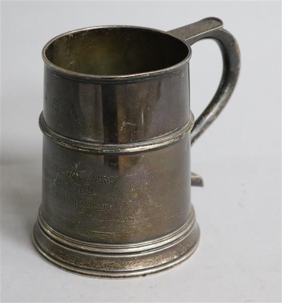 A George V silver mug, maker, F&P, London, 1923, 7 oz.